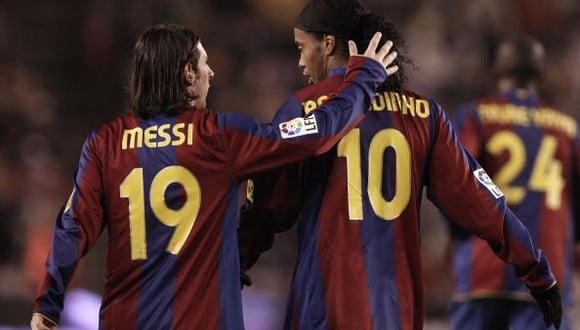 Messi y Ronaldinho jugaron juntos hasta 2008. (Getty)