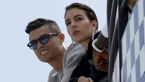 Georgina Rodríguez y Cristiano Ronaldo son pareja desde el año 2016. (Foto: AP)