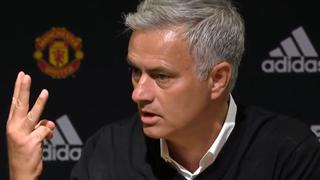 Pide respeto: Mourinho se enfrenta a la prensa y abandona conferencia tras caída del Manchester United