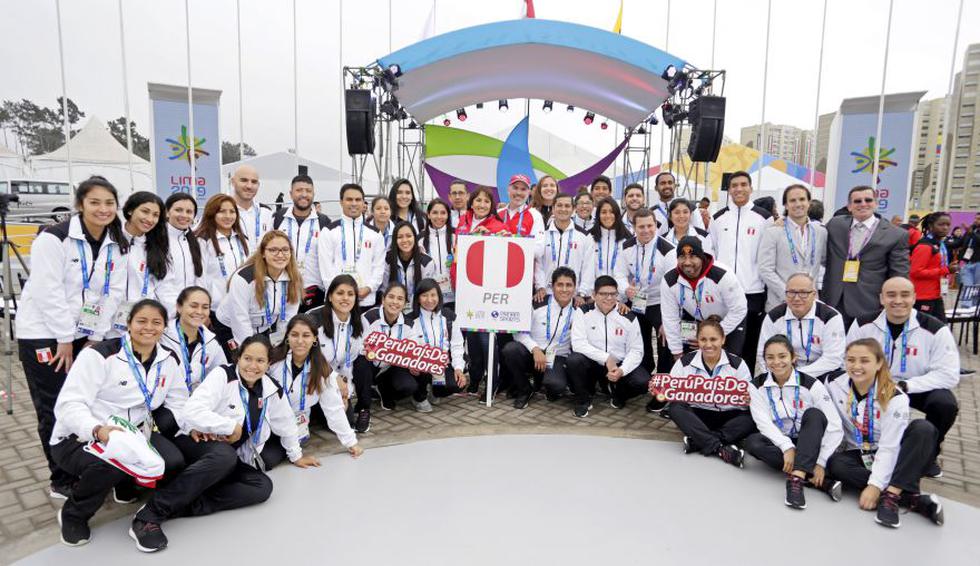 Delegación peruana tuvo emotiva bienvenida en la Villa Panamericana. (Lima 2019)