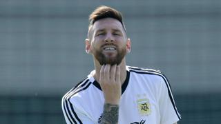 “Le hicimos el flequillito...”: el peluquero de Messi revela cómo fue su primera vez con Leo