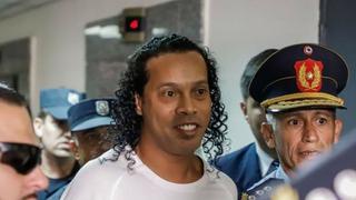 Ronaldinho no se salva: fiscalía paraguaya ordenó su detención y es trasladado a prisión