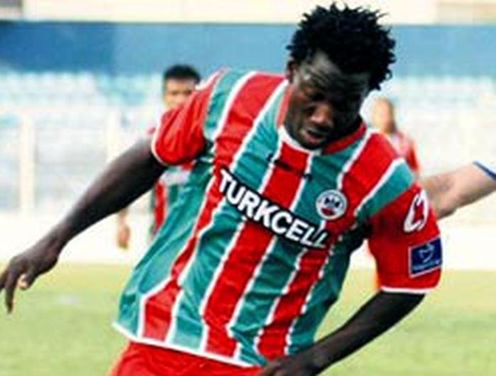 Andrés Mendoza con el Diyarbakırspor de Turquía.