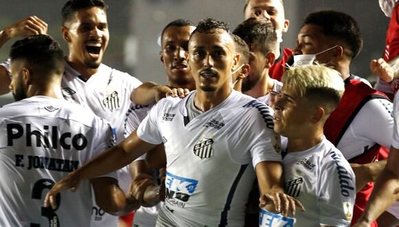 Boca se despide con una amarga derrota ante Santos de la Copa Libertadores 2020. (EFE)