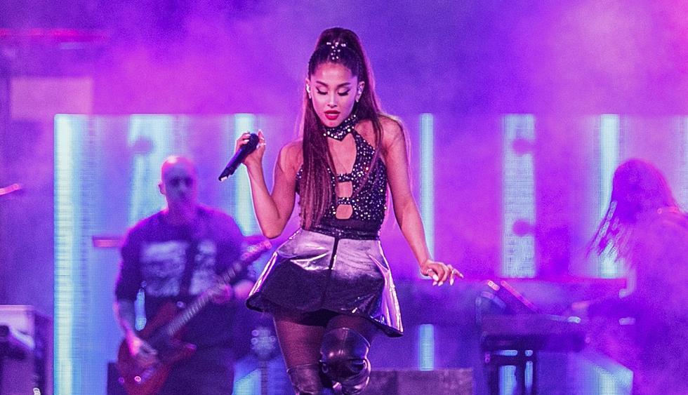 Ariana Grande celebra su cumpleaños durante su gira (Fotos: AFP)