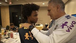 ¡Fue recibido como un 'salvador'! Willian llegó a Brasil para sumarse a la selección rumbo a la Copa América