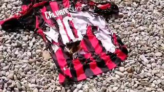 No le perdonarán su fichaje al Inter: hinchas del AC Milan queman la camiseta de Calhanoglu [VIDEO]