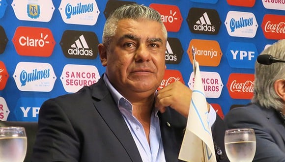 Claudio Tapia señaló que la AFA apelará fallo de la FIFA. (Foto: EFE)