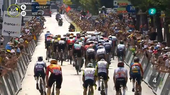 Mads Pedersen (Lidl-Trek) gana la Etapa 8 del Tour de Francia 2023 | VIDEO: RTVE