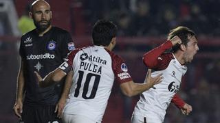 Tras una larga agonía: Colón eliminó en penales a Argentinos Jrs. y avanzó a cuartos de Copa Sudamericana