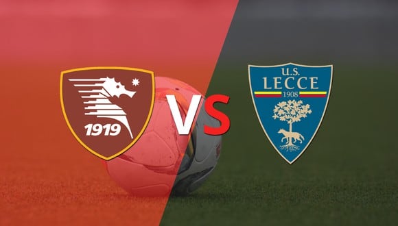 Comienza el juego entre Salernitana y Lecce en el estadio Stadio Arechi