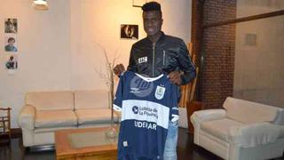 Christian Ramos posó con la camiseta de Gimnasia y Esgrima de La Plata