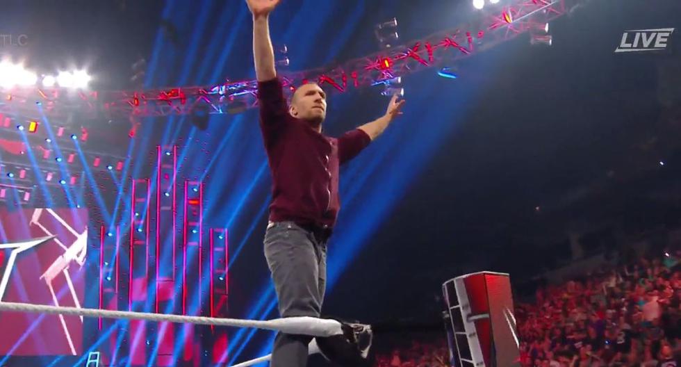 WWE TLC 2019 EN VIVO: Daniel Bryan apareció para salvar a ...