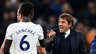 Conte no está feliz con Davinson: Tottenham ya piensa en fichar a un central para el 2022