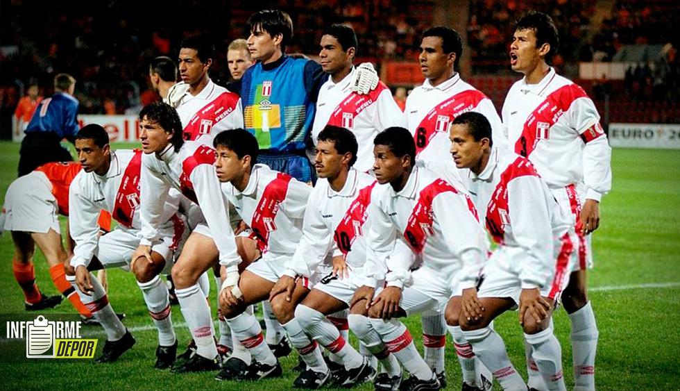 La Selección Peruana, dirigida por Juan Carlos Oblitas, perdió 2-0 ante Holanda en el amistoso de 1998. (Foto: Getty Images / Diseño: Marcelo Hidalgo))