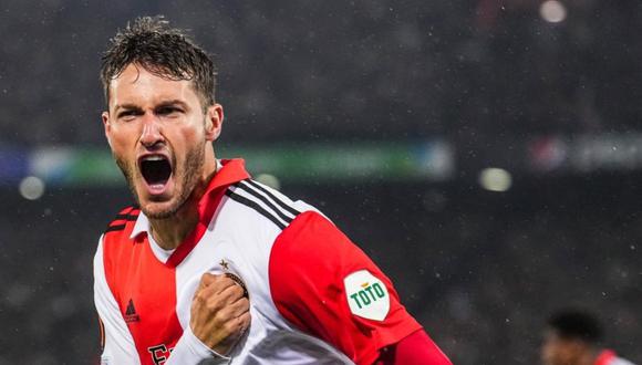 Santiago Giménez anotó gol para el Feyenoord ante el Ajax por la Eredivise (Foto: Agencias).