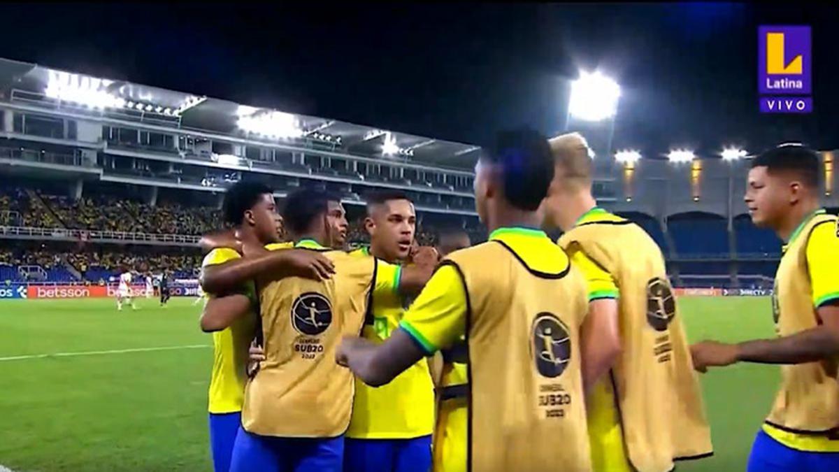 Brasil Football 🇧🇷 on X: Brazil U20 beat Peru 3-0 in the U20 South  American Championship 🇧🇷 Victor Roque: ⚽️⚽️ Andrey Santos: ⚽️   / X