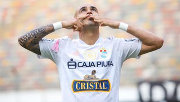 Riquelme provocó un penal y luego lo canjeó por gol para el 1-0 de Sporting Cristal sobre Ayacucho FC. (Foto: Liga 1)