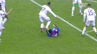 ¿Era penal? Ansu Fati fue protagonista de una polémica jugada en el área del Real Madrid
