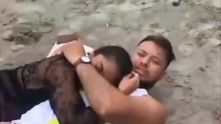 Con las manos en la masa: le dijo a su esposa que se iba a trabajar y lo ampayan en la playa con la secretaria [VIDEO]