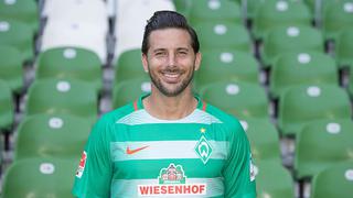 Claudio Pizarro y la presentación con el Werder Bremen para la Bundesliga