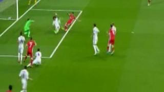 Marcelo salvador: evitó gol del Bayern Munich ante remate de Thiago Alcántara [VIDEO]