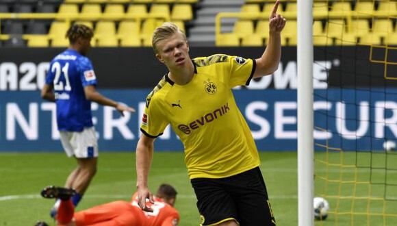 Erling Haaland abrió el marcador en la goleada de Borussia Dortmund sobre Schalke 04. (Foto: AFP)