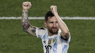 En París se jalan los pelos: Messi entrena sin problemas con Argentina y apunta a titular