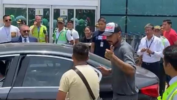 Paolo Guerrero llegó a Perú para reunirse con directiva de César Vallejo. (Video: Fernanda Huapaya / Depor)