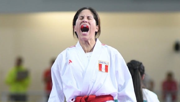 Alexandra Grande ganó medalla de plata en karate en Santiago 2023. (Foto: IPD)