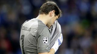 "No puede jugar al fútbol": médico asegura que Iker Casillas tendrá que 'colgar los guantes'