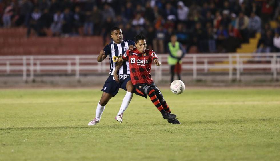 Raúl Ruidíaz debutó en el 2009 con Juan Reynoso. (Foto: Agencias / USI / Depor)