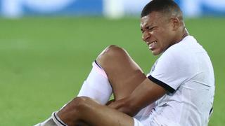 Se acabó el tridente ‘galáctico’: Mbappé se fue lesionado del PSG vs Brujas