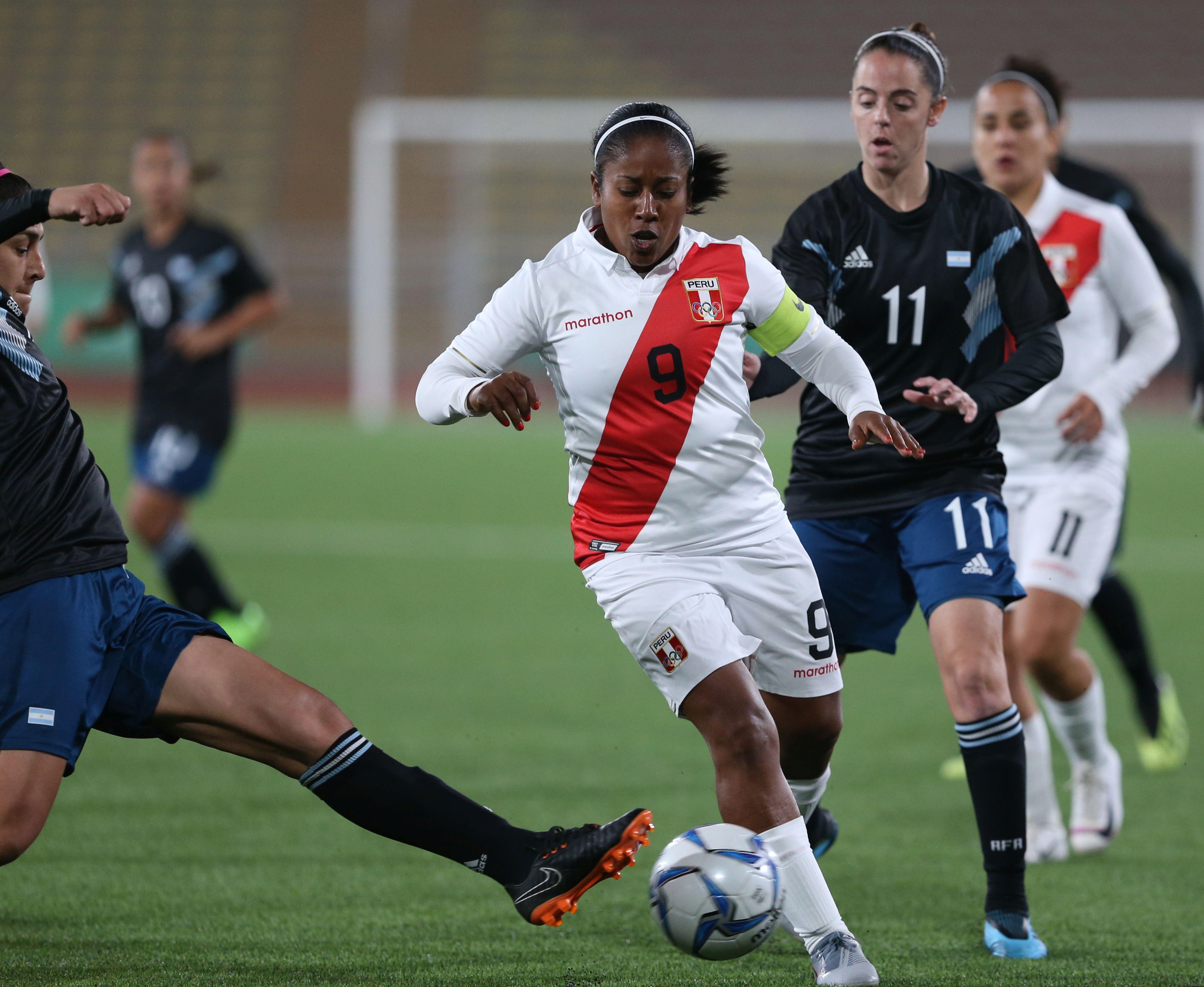 La bicolor femenil ha jugado cinco partidos oficiales en casa reconocidos por la FIFA. Los cuatro de Lima 2019 fueron en ciclo olímpico. (Foto: Violeta Ayasta)