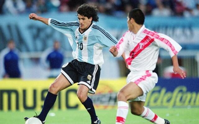 Ariel Ortega | El ex de River podía llegar tarde a un entrenamiento o directamente no presentarse por salir la noche anterior a beber alcohol. (Getty)