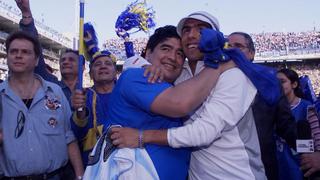 Cosa de ídolos: Maradona le puso un alto a las críticas por la vuelta de Tevez a Boca Juniors