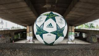 Champions League: la pelota del torneo con frases de los futbolistas