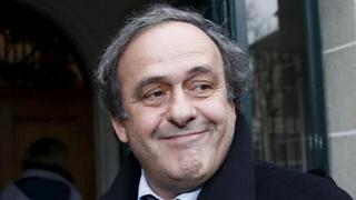Michel Platini se rinde ante Kylian Mbappé: “Será el Balón de Oro en el futuro”