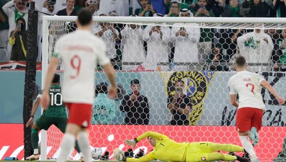 Szczesny atajó penal en Polonia vs. Arabia Saudita. (Getty Images)