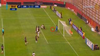 Universitario de Deportes: tapadón de Castellanos con los pies evitó gol de Jersson Vásquez [VIDEO]
