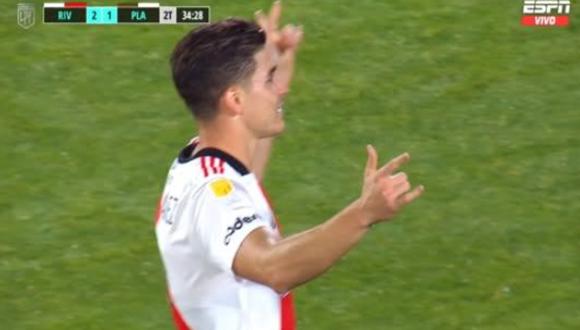 Julián Álvarez anotó de penal el 2-1 de River Plate. Foto: Captura de pantalla de ESPN.