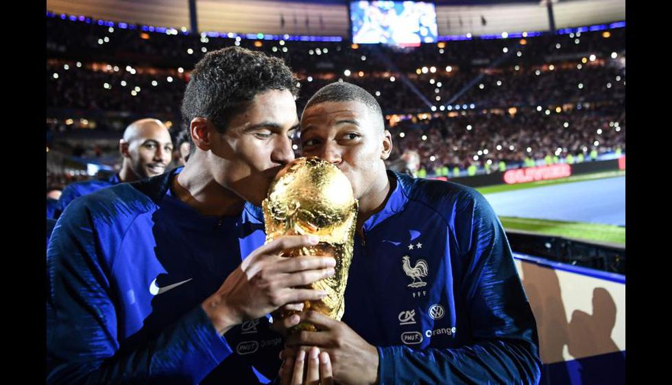 El festejo de Francia del Mundial Rusia 2018, por primera vez, en el Stade de France. (Foto: AFP)