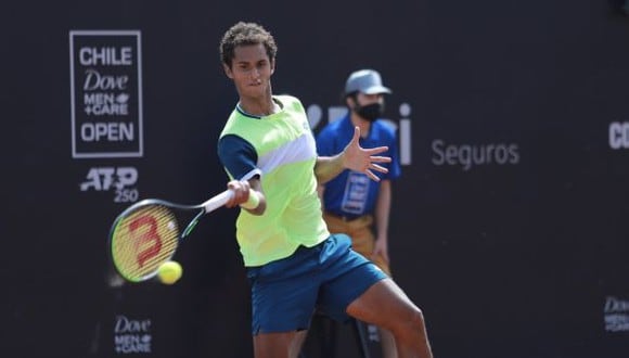 Juan Pablo Varillas derrotó a Federico Coria y avanzó a cuartos de final del ATP de Santiago. (Chile Open)