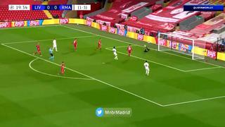 Peligro en Anfield: Benzema remató y la pelota impactó en el poste en el Real Madrid vs. Liverpool [VIDEO]