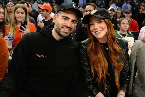 Bader Shammas y Lindsay Lohan sonriendo en público (Foto: Lindsay Lohan / Instagram)