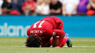 Por teléfono, no: Salah fue captado con el celular mientras conducía y Liverpool lo denunció [VIDEO]