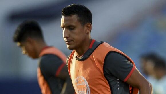 Alex Valera participó en dos partidos de la Selección Peruana. (Foto: AFP)