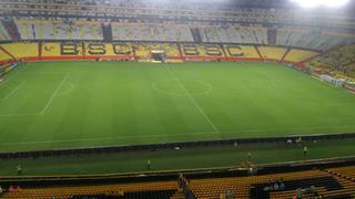 A una hora del ‘U’ vs. Barcelona SC: así luce el campo del estadio Monumental de Guayaquil