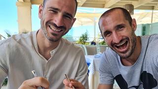 Cracks con harta pasta: Leo Bonucci mostró cómo pasa sus vacaciones junto a Giorgio Chiellini [FOTO]