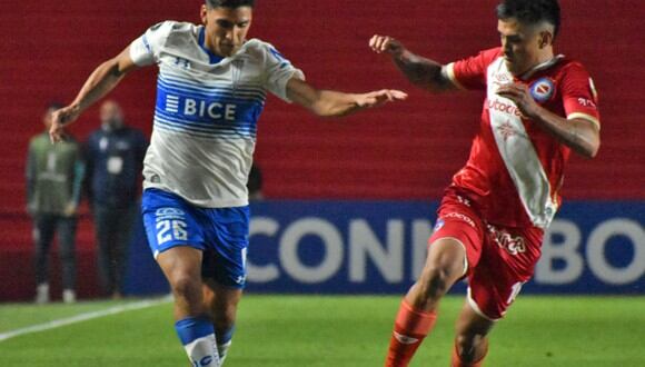 Argentinos Jrs. cayó ante la U. Católica en Buenos Aires por Copa Libertadores. (Foto: Twitter Cruzados)